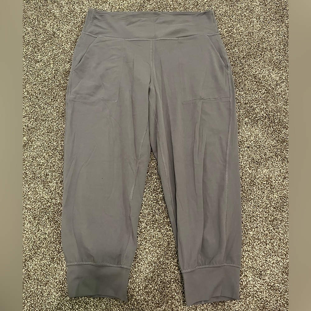 Lululemon Align Cropped Joggers